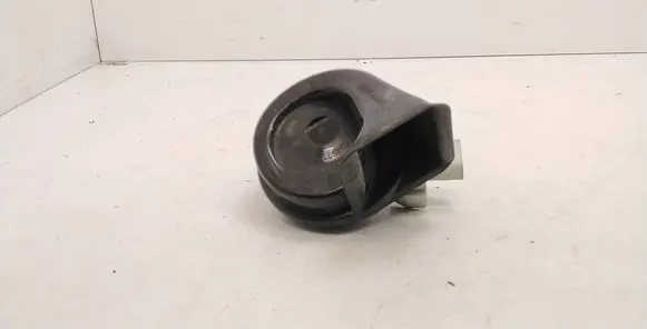 BMW 3 F30 F35 F31 Horn signal 7300976 6033FB6081 B020113L4