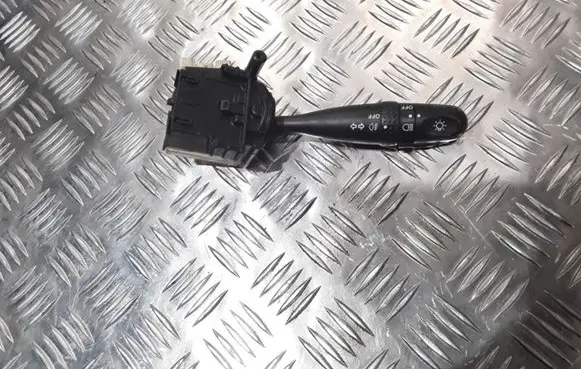 Toyota RAV 4 (XA20) Indicator stalk 1736481