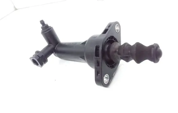 Clutch slave cylinder