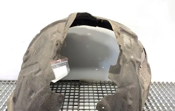 Audi A6 S6 C7 4G Front wheel arch liner splash guards 4G0821133D