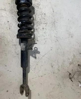 BMW 6 F12 F13 Front shock absorber with coil spring 31316789669