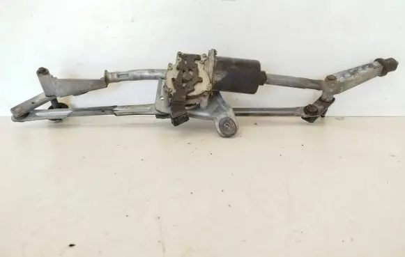 Volvo S60 Front wiper linkage and motor 09151848 24332 404775