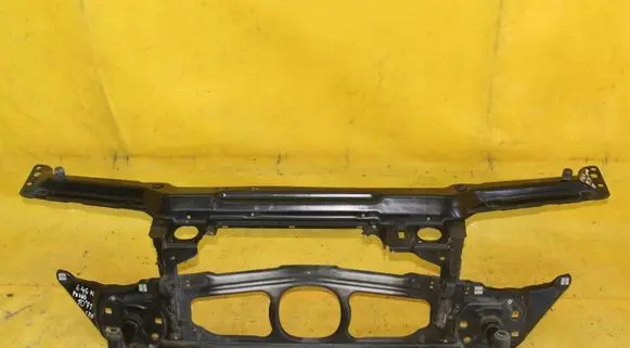 BMW 3 E46 Radiator support slam panel