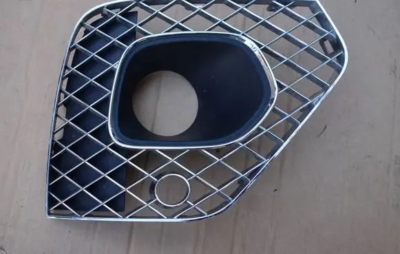 Bentley Bentayga Front bumper lower grill 36A807682J