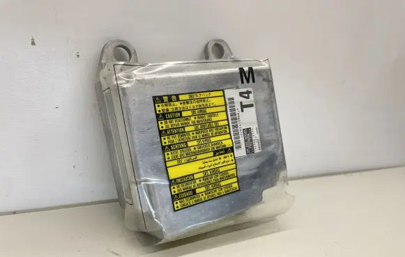 Lexus GS 300 350 430 450H Airbag control unit/module 8917030440