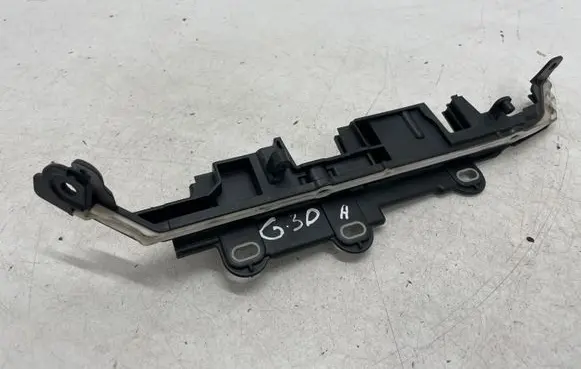 BMW 5 G30 G31 Other engine bay part 9334788