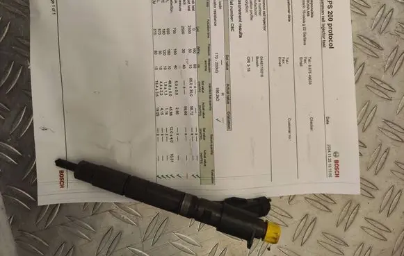 Volvo XC60 Fuel injector 0445116016