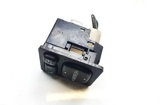 Toyota Previa (XR30, XR40) II Wing mirror switch 183575