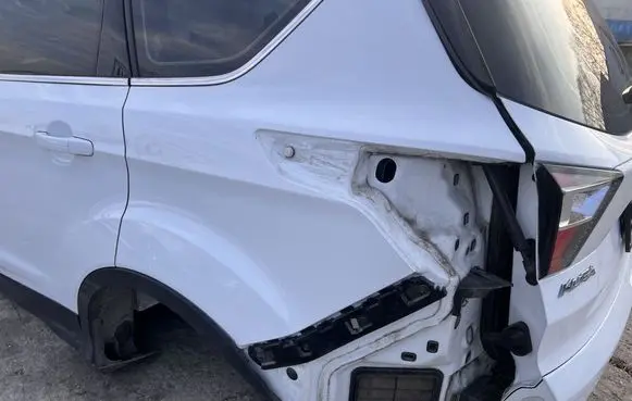 Ford Kuga II Rear mudguard 