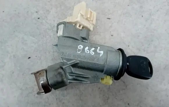 Toyota Yaris Ignition lock N0502241256B