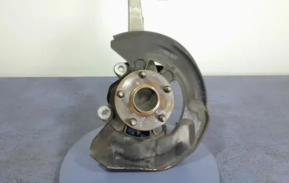 Lexus IS III XE30 Front wheel hub spindle knuckle