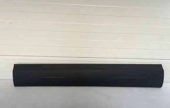Audi Q3 8U Front door trim (molding) 8U0853959D