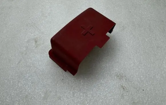 Jaguar F-Pace Fuse box cover GX7314A076BA P00131553 CZGTA
