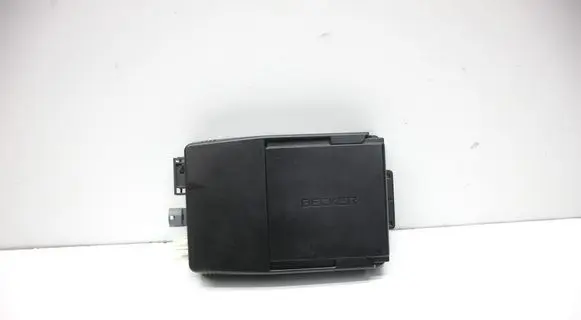 Mercedes-Benz C W204 GPS navigation control unit/module A1728100011