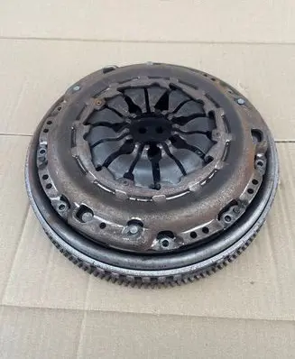 Renault Scenic III - Grand scenic III Dual mass flywheel 123002685R