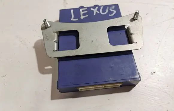 Lexus IS 220D-250-350 Parking PDC control unit/module 8934053020