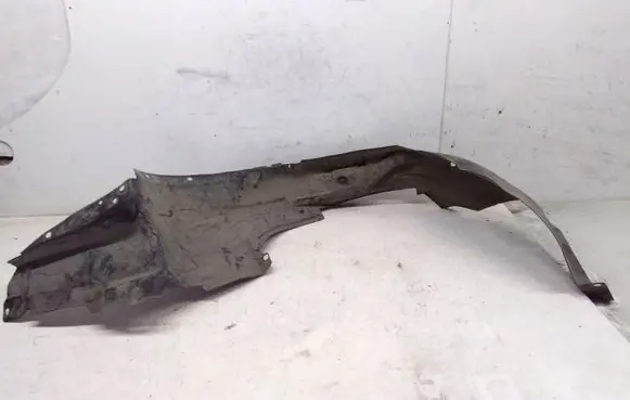 Mazda 626 Front wheel arch liner splash guards