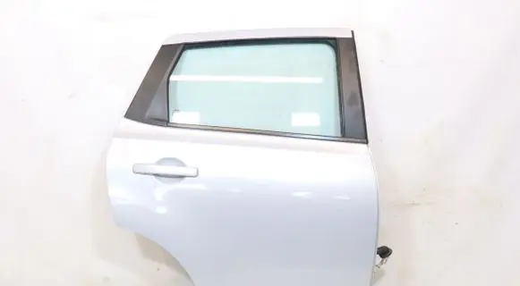 Nissan Qashqai Rear door 