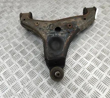 Volkswagen Crafter Front lower control arm/wishbone 2E0407151M