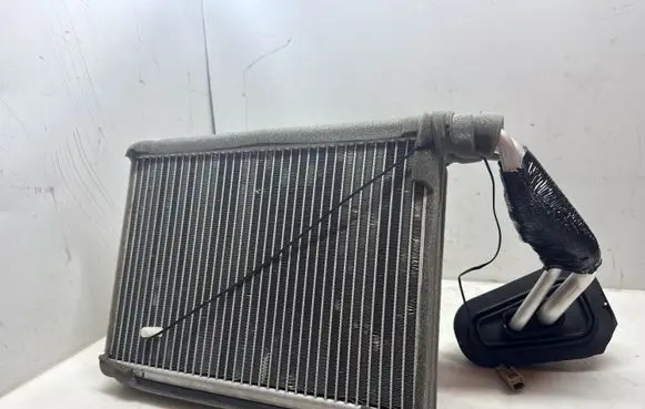 Subaru XV II Air conditioning (A/C) radiator (interior) 