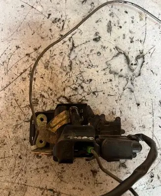 Mazda Xedos 6 Rear door lock