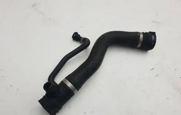 BMW 2 F22 F23 Engine coolant pipe/hose 7596557 129574