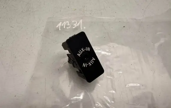 Mini Cooper Countryman R60 AUX in-socket connector 9229293