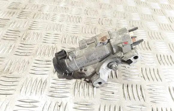 Audi A6 S6 C5 4B Ignition lock 4B0905851F