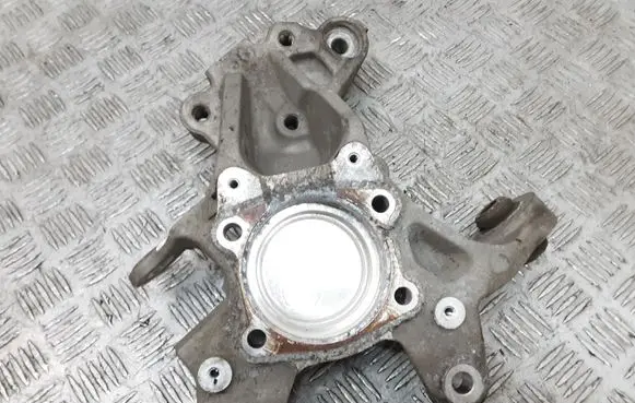 Chrysler Pacifica Rear wheel hub 016AB
