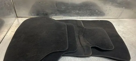 BMW 5 E60 E61 Car floor mat set A046744