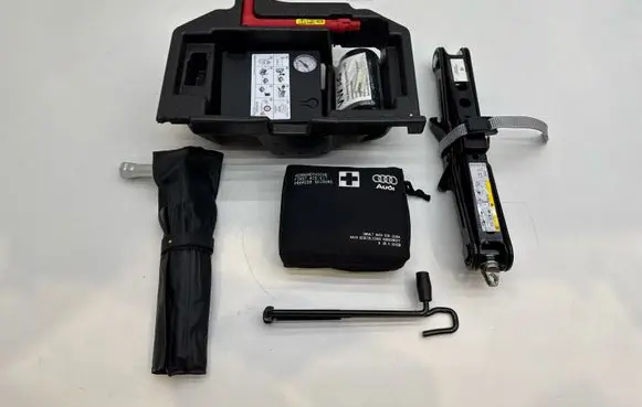 Audi A5 Tool box 8W0012169K