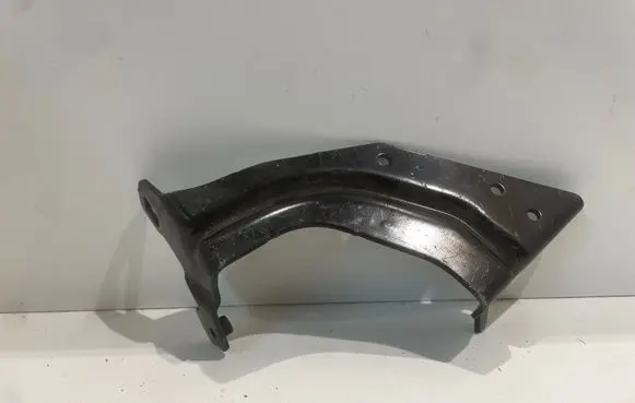 Audi Q5 SQ5 Fender mounting bracket 80A121232