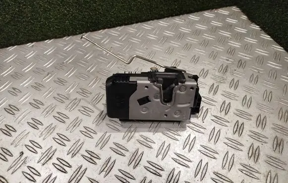 Renault Trafic III (X82) Tailgate/trunk/boot lock/catch/latch 905034098R 93867688 40817211
