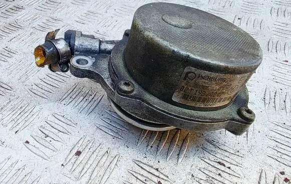 BMW 5 E39 Vacuum pump 7786841 72832710