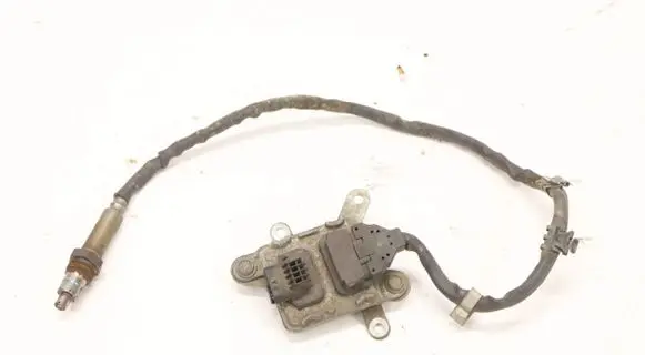 Mercedes-Benz B W247 Lambda probe sensor A0009058111