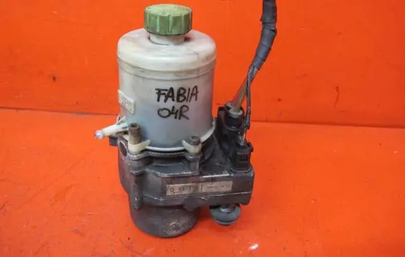 Skoda Fabia Mk1 (6Y) Power steering pump 6Q0423155AD