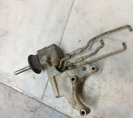 Mercedes-Benz 207 310 Gear shifter/selector 6012670037