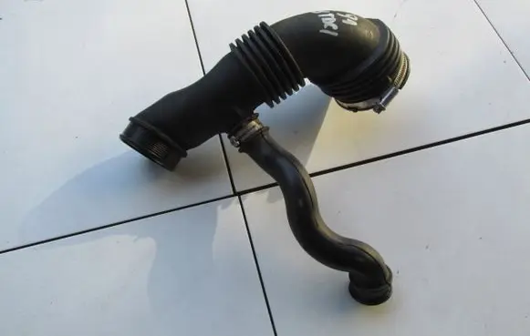 Ford Focus Air intake hose/pipe