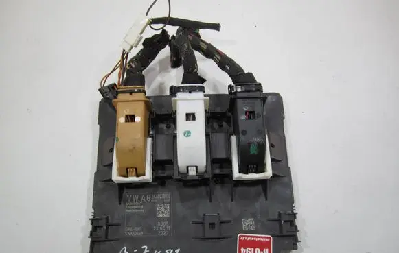 Volkswagen PASSAT B7 Other control units/modules 3AA937087E H413 50455