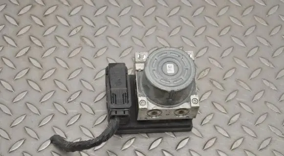 BMW i3 ABS Pump 6892888 6892887
