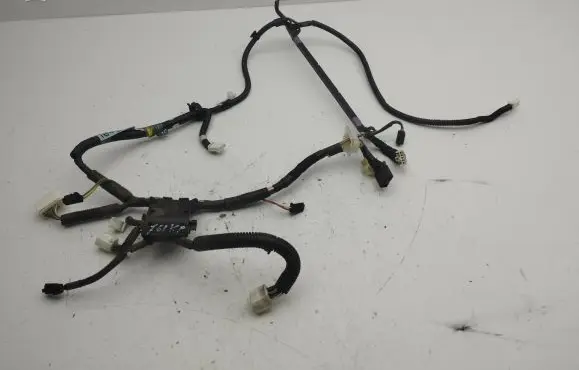 Lexus IS 220D-250-350 Seat wiring loom 8219253160C