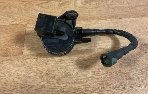 Ford Focus Mass air flow meter 98AB9C915 2K1524 284699V