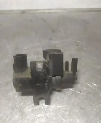 Toyota Corolla Verso AR10 Vacuum valve 258190R011 07T125 70051308