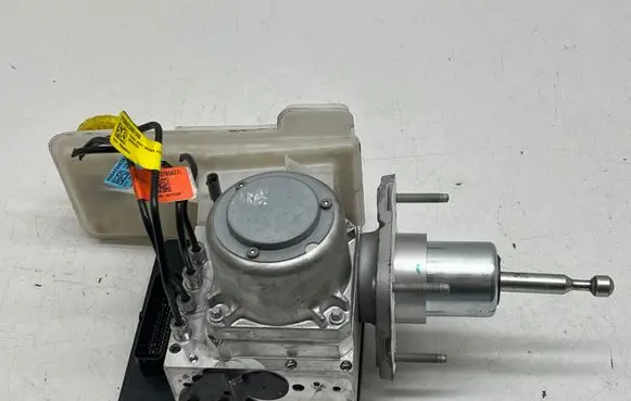 Jeep Grand Cherokee WL ABS Pump 68588662AB P68423961AB 4809550