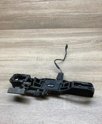 Renault Laguna II Front door exterior handle/bracket 8200008430