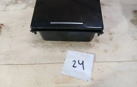 Mercedes-Benz CLS C218 X218 Glove box central console A2186800950