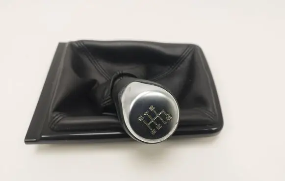 Jaguar XE Gear lever shifter trim leather/knob GX737C455A