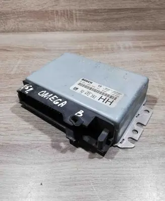 Opel Omega B1 Engine control unit/module ECU 90492382 0261203588