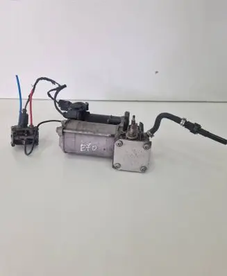 BMW X5 E70 Air suspension compressor/pump 