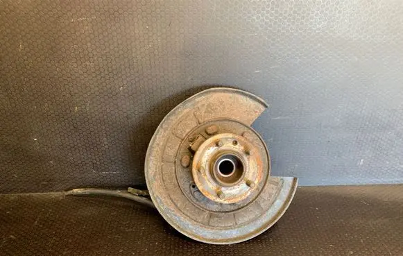 Land Rover Range Rover Sport L320 Rear wheel hub